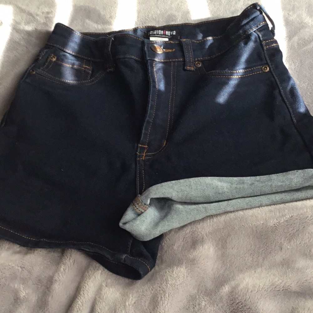 Fashion Nova shorts